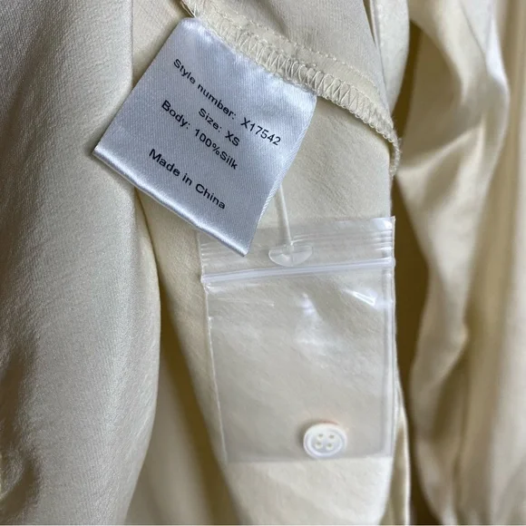 XIRENA CREAM MAYSON 100% SILK BLOUSE -Stardust - Picture 12 of 16